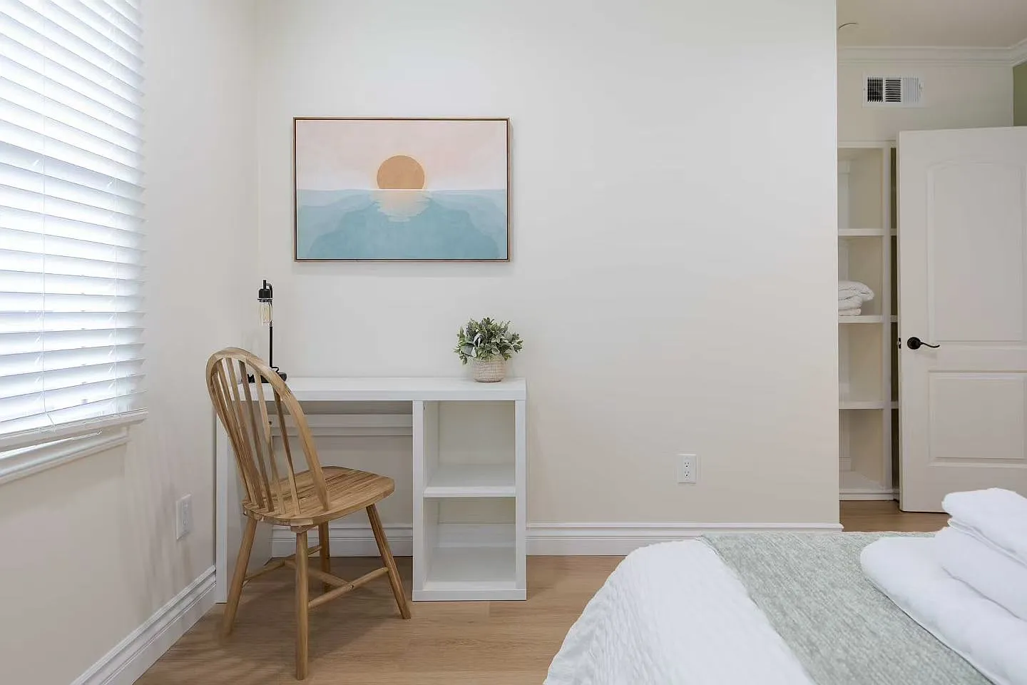 3 bed, 1600 sqft, $9,700 — Photo 4