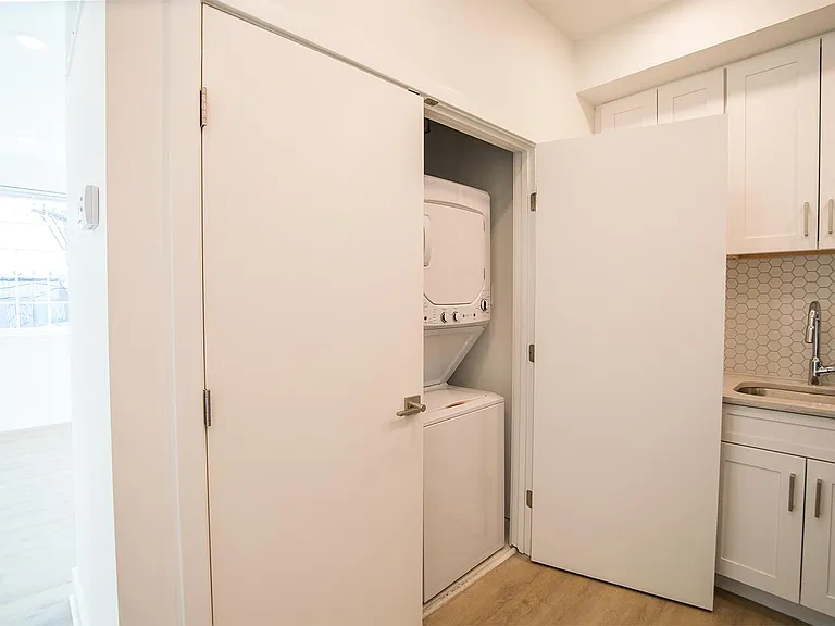 1324 Frankford Ave — Photo 29