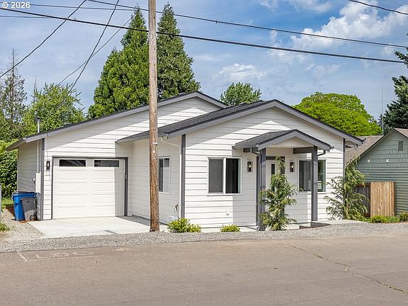 3rd image of 2116 E 39th St