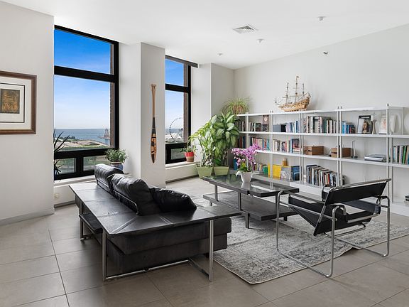 5th image of 680 N Lake Shore Dr APT 1105