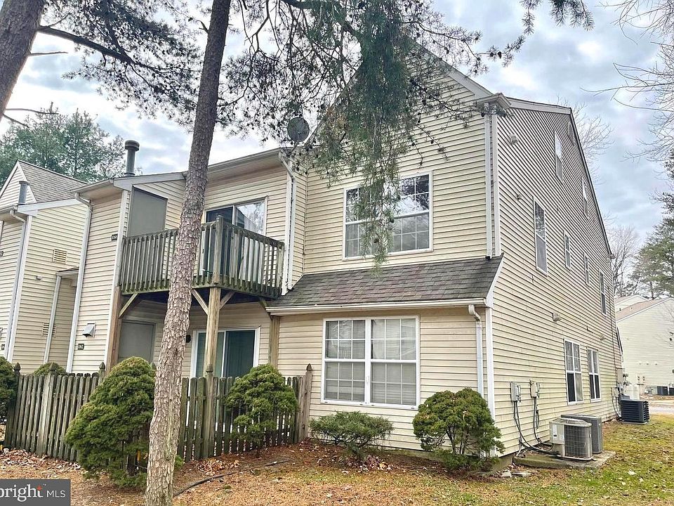 2nd image of 1066 Tristram Cir