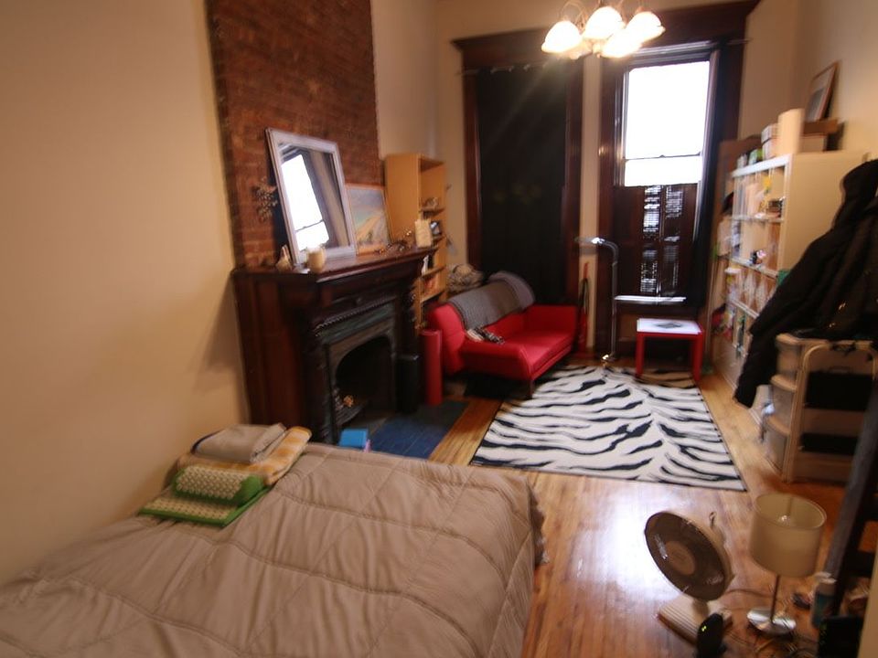 1st image of 138 W 81st St APT 1A