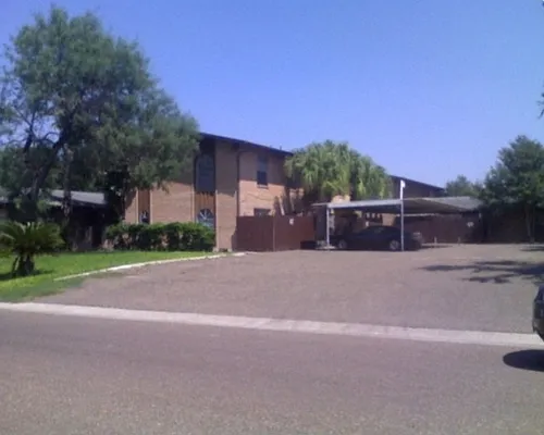 1612 Sam Houston Dr Photo 1