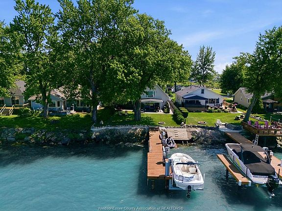 2nd image of 431 Charron Beach Rd