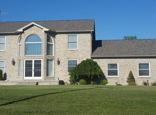 489 Pine River Rd, Saint Clair, MI 48079