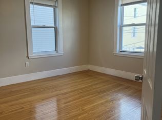 16 Bynner St, Jamaica Plain, MA 02130