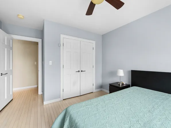 392 Central Park West image 9 of 14