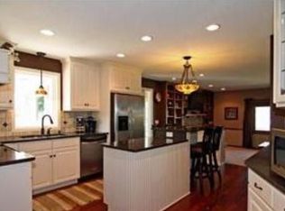 7908 S Bay Curv, Eden Prairie, MN 55347