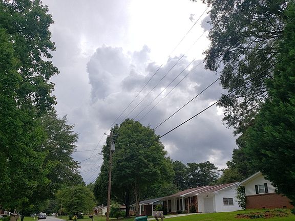 5th image of 763 Sherwood Dr