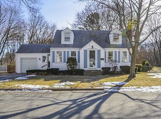 152 Brunswick Dr, Warwick, RI 02886