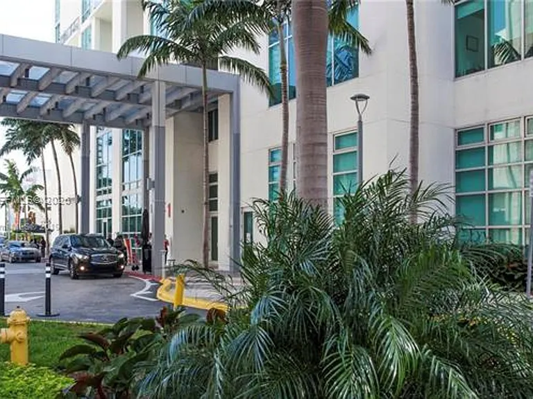 300 S Biscayne Blvd #T-2514 — Photo 19