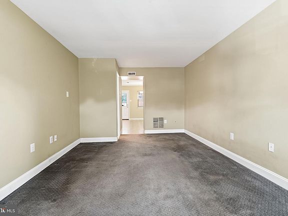 4th image of 515 York Rd APT 9F