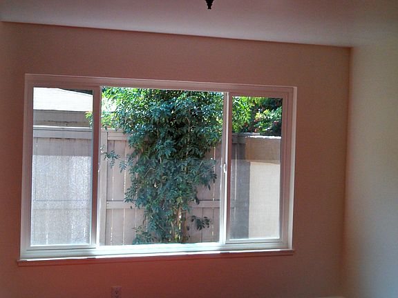 Living room, hardwood floors