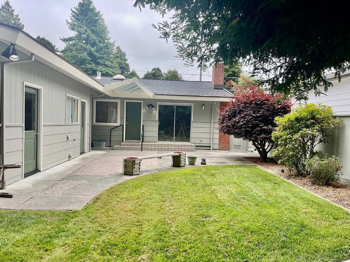 1935 Henderson Street — Photo 1