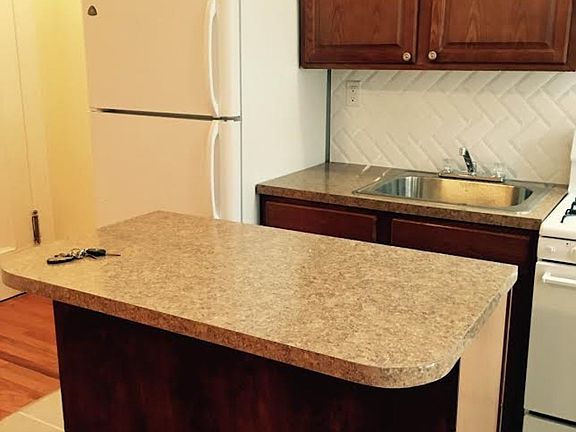 5th image of 3977 51st St APT B8