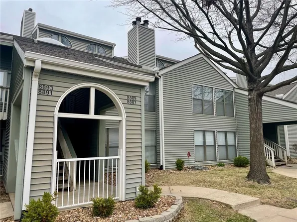 8887 W 106th Ter, Overland Park, KS 66212