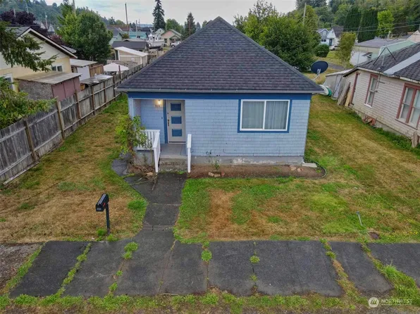 914 Mill Avenue, Hoquiam, WA 98550
