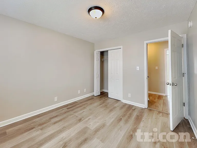 1616 Broad Cir — Photo 10