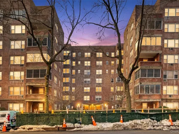 120 E Hartsdale Avenue #5B, Hartsdale, NY 10530