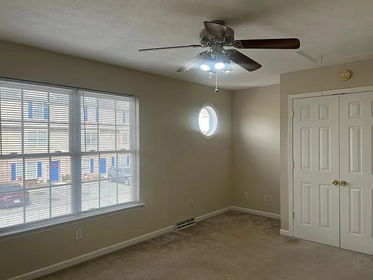 300 McConville Rd #70 — Photo 14