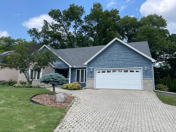 2500 Cherie Ln, Ottawa, IL 61350