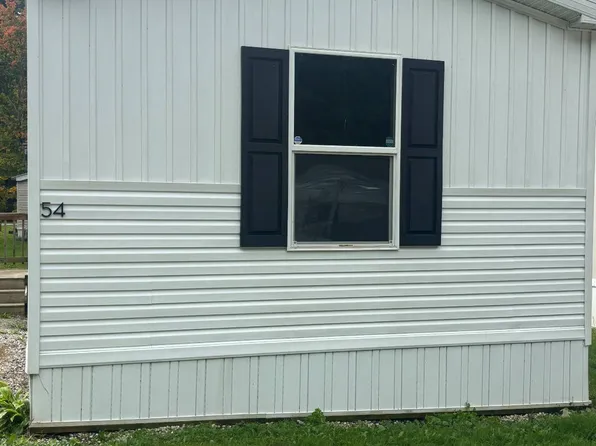 54 Mindi Ct, Erie, PA 16510