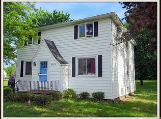 9325 Greiner Rd, Clarence, NY 14031