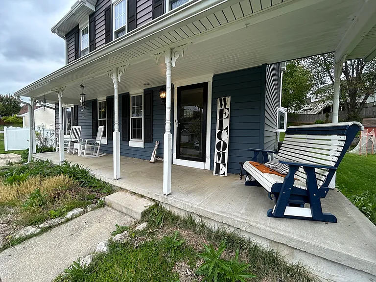 215 Hitching Post Dr — Photo 4