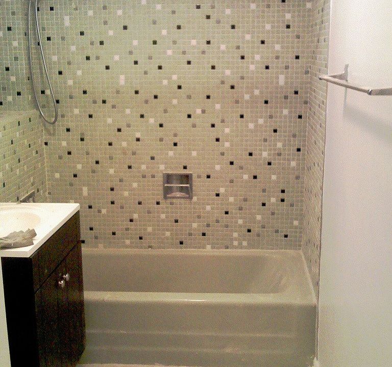 1st image of 857 N Oakley Blvd APT 2