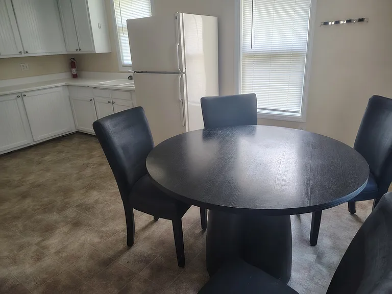 1524 Crapps Ave — Photo 9