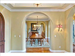 4th image of 17086 San Antonio Rose Ct