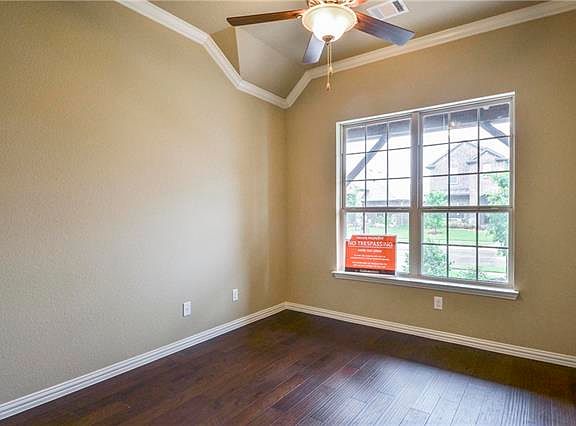 5th image of 11304 Amistad Dr