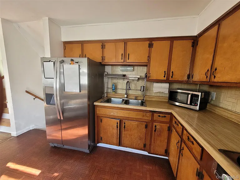 66 Phillips St — Photo 3