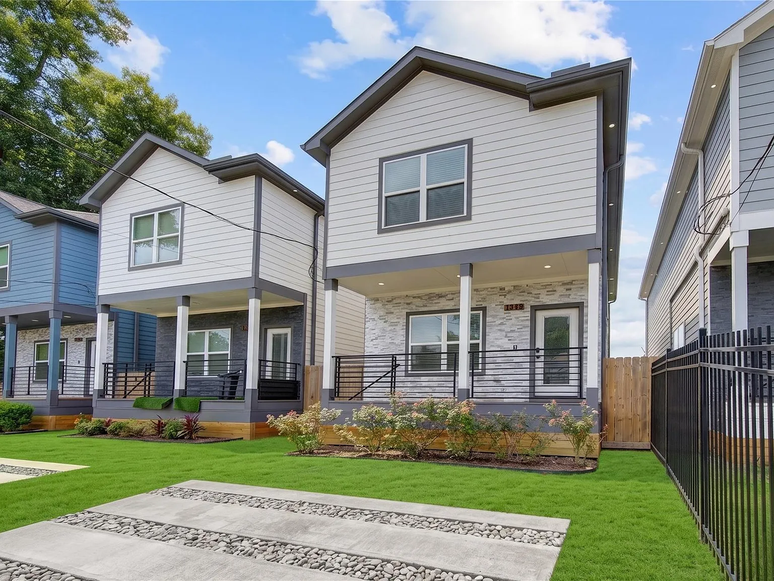 3 bed, 2.5 bath, 1746 sqft, $2,000 — Photo 2