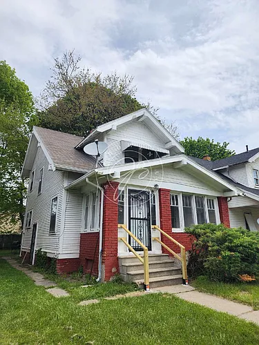 1354 Goodale Ave Photo 1