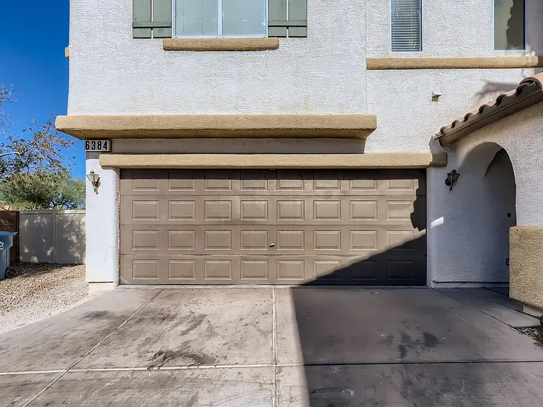 6384 Blue Twilight Ct — Photo 27