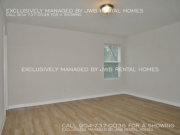 4th image of 4639 Fairleigh Ave