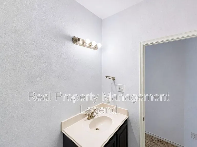 5729 Knox Dr — Photo 18