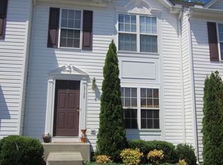 8728 Springwater Dr, Henrico, VA 23228