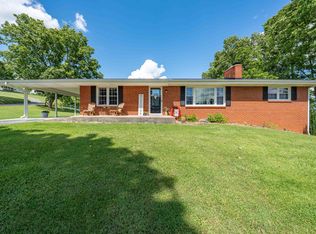 324 Hicks Rd, Piney Flats, TN 37686