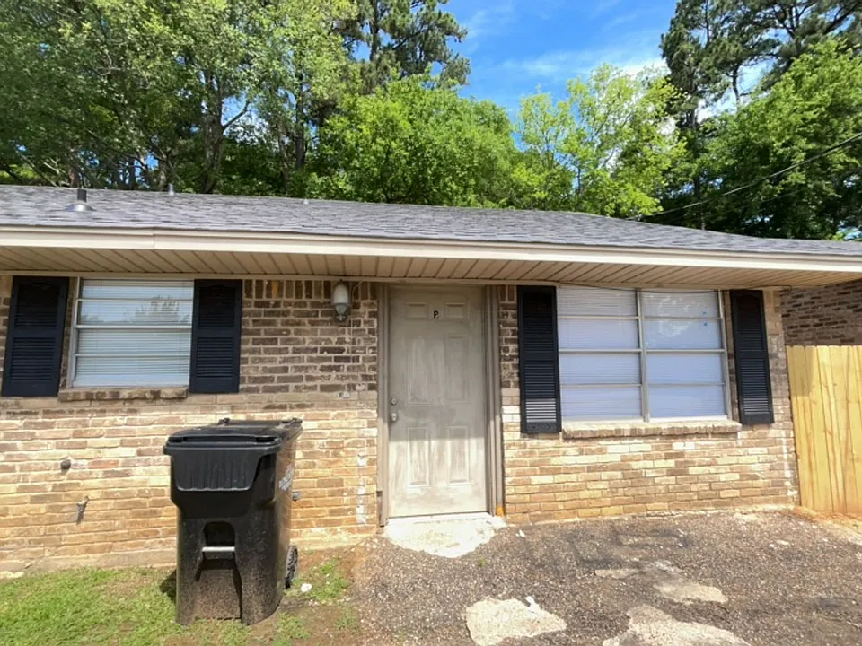 3011 Dundee Rd #B