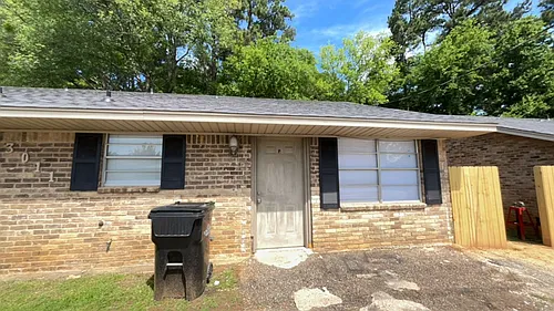 3011 Dundee Rd #B Photo 1
