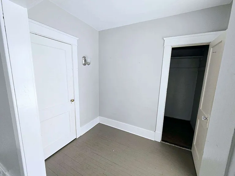 3003 Chestnut St #2 — Photo 6