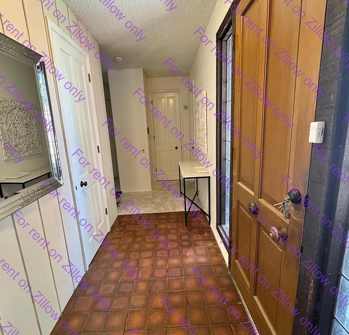 2 bed, 1754 sqft, $2,800 — Photo 4