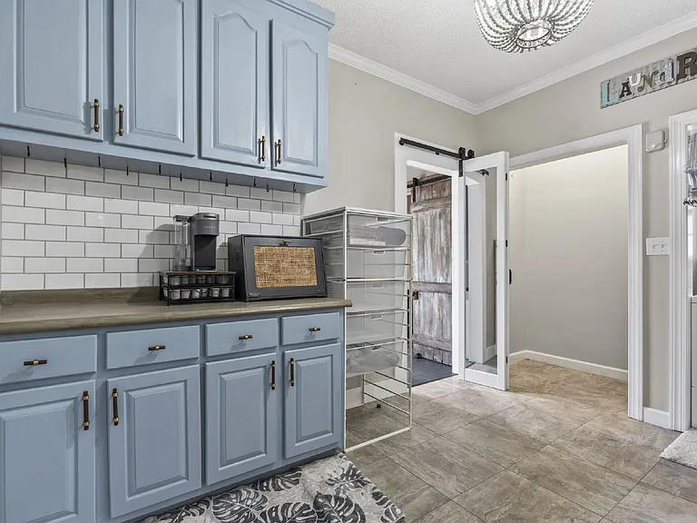 6125 R C Sarvis Ln — Photo 29