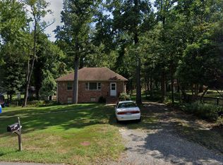 5121 Birch Ln, Annandale, VA 22003