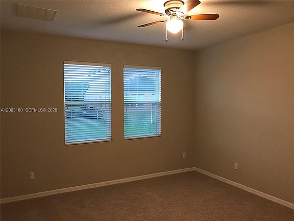 4th image of 2121 Preston Ln