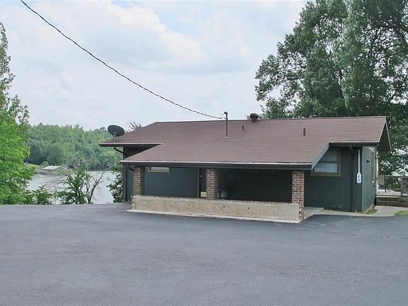 2nd image of 46 Canary Dr