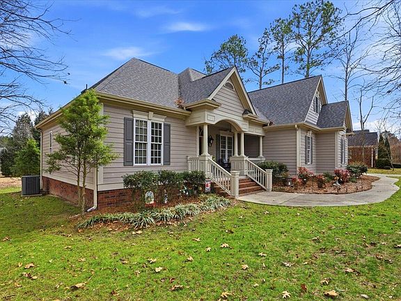 3rd image of 1324 Wakefield Farm Rd