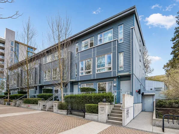 4888 Eldorado Mews, Vancouver, BC V5R 0B1